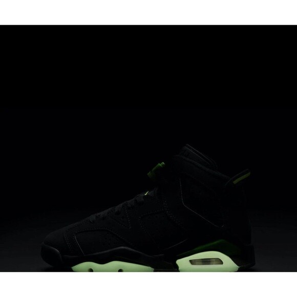 Size 9.5 - Jordan 6 Retro Electric Green 2021 main image 3
